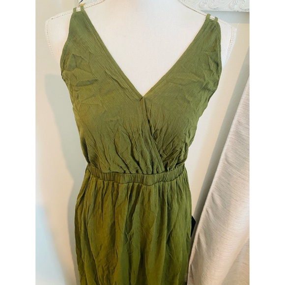 NEW Lulus Maxi Open Back Olive Green Dress - Picture 2 of 8